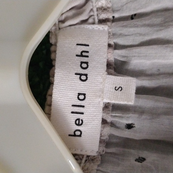 Revolve Bella Dahl Cream Fitted Long Sleeve Blouse - Picture 3 of 6